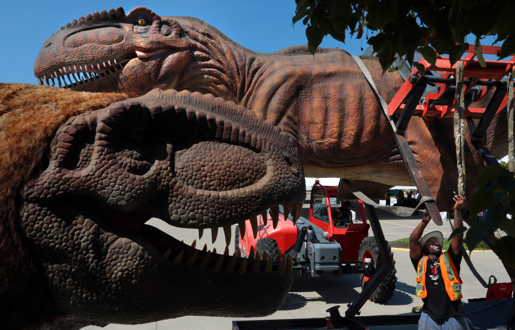 Dinosaurs rumble into St. Charles Convention Center